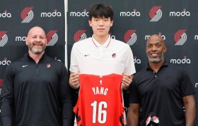 队记:杨瀚森下赛季或拿到场均8分7板3助的数据